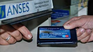 Por mes, Santa Fe recibirá más de 105 millones de pesos por la AUH