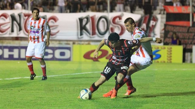 La última confrontación entre el Santo y el Gato fue en 2015 por la B Nacional en el estadio Grella.&nbsp;