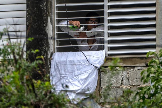 La última imagen de Aguilera en su asediado departamenteo de La Habana