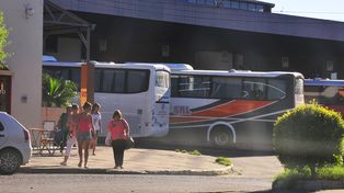 Piden descuentos para estudiantes y mayor frecuencia en horarios de colectivos