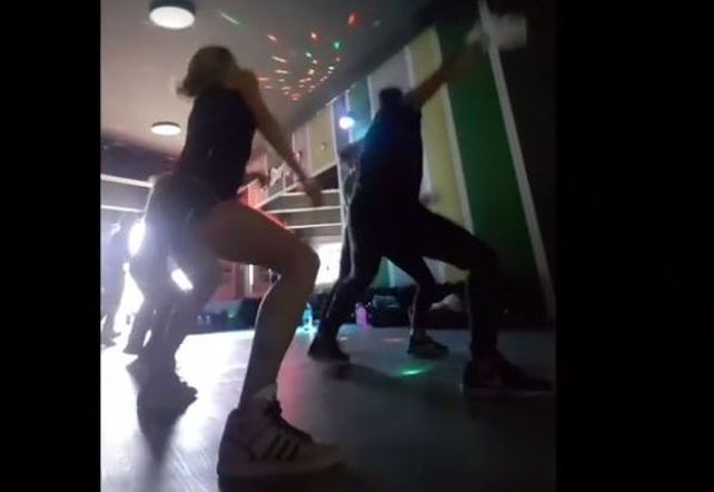 Los videos del perreo hot de Nicole Neumann que está feliz en las clases de baile