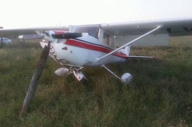 La avioneta que sufrió el desperfecto.