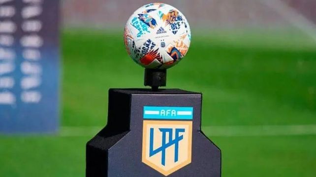 La Liga Profesional de Fútbol adelantó algunas de las fechas con partidos entre semana.