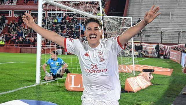 Huracán venció a Banfield y no le pierde pisada a Colón