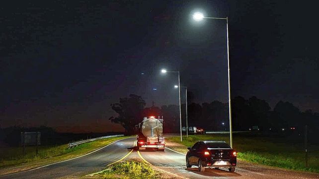 Crespo: hay nueva iluminación LED en la rotonda