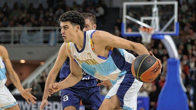 Una Selección Argentina integrada por jóvenes valores de la Liga Nacional se presentó en Paysandú. Una Selección Argentina integrada por jóvenes valores de la Liga Nacional se presentó en Paysandú.