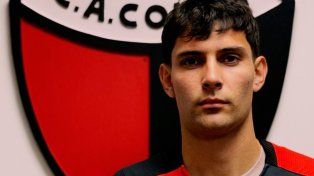 Colón aseguró a una de sus apuestas de futuro: Lucas Picech renovó hasta 2028