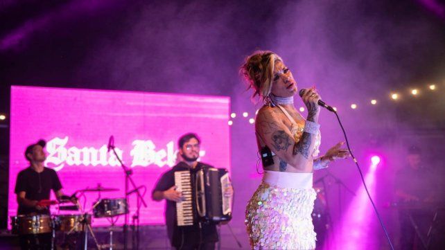 Aye Beker es una de las artistas que se presentará en la segunda edición del festival Nación Trava
