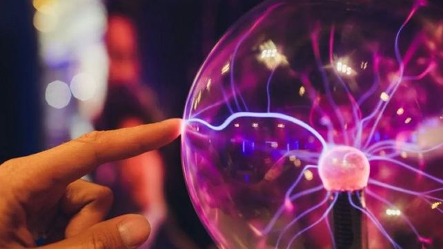 ¿Por qué todo nos da pequeñas descargas eléctricas y cuáles son las recomendaciones?