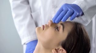 ¿Qué es la rinoplastia reconstructiva?