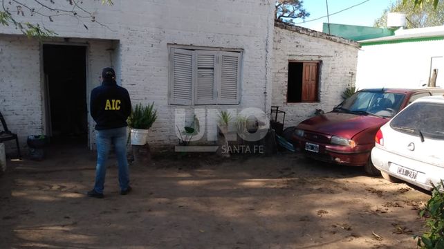Atraparon a un vendedor barrial de drogas con marihuana y con cocaína en Alejandra