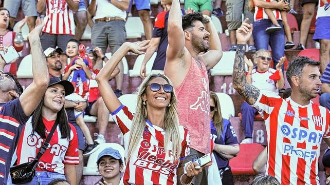 Los hinchas de Unión estarán pendientes del resultado entre Talleres y Godoy Cruz