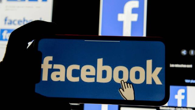 Facebook deberá pagar más de 350 mil dólares en Moscú.