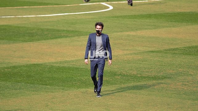 Eduardo Domínguez cumple 43 años y los celebra al frente del plantel de Colón