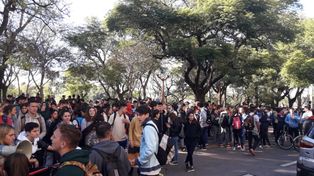 Con cursos llenos de hasta 70 alumnos comenzarán el lunes las clases en el Isef