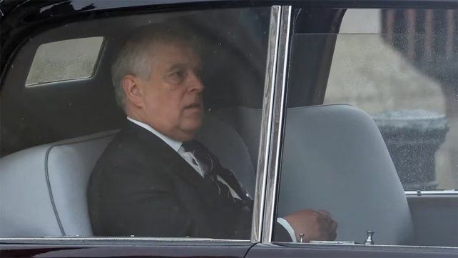 El polémico hijo de la reina Isabel II.