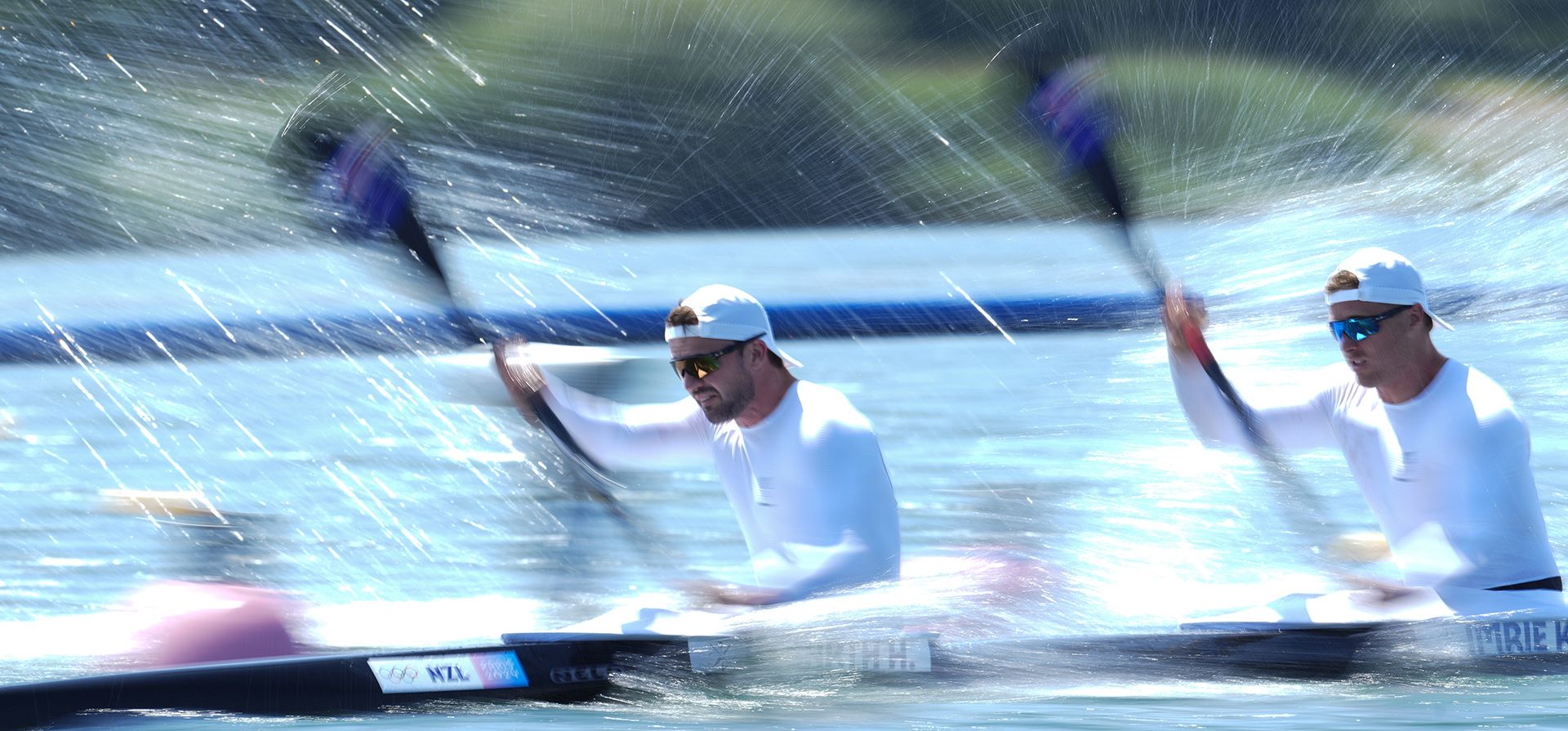Los neozelandeses Kurtis Imrie y Hamish Legarth compiten en los cuartos de final de la prueba de kayak doble de 500 metros masculino en los Juegos Olímpicos de Verano de 2024, el martes 6 de agosto de 2024, en Vaires-sur-Marne, Francia. (Foto AP/Ebrahim Noroozi) Los neozelandeses Kurtis Imrie y Hamish Legarth compiten en los cuartos de final de la prueba de kayak doble de 500 metros masculino en los Juegos Olímpicos de Verano de 2024, el martes 6 de agosto de 2024, en Vaires-sur-Marne, Francia. (Foto AP/Ebrahim Noroozi)