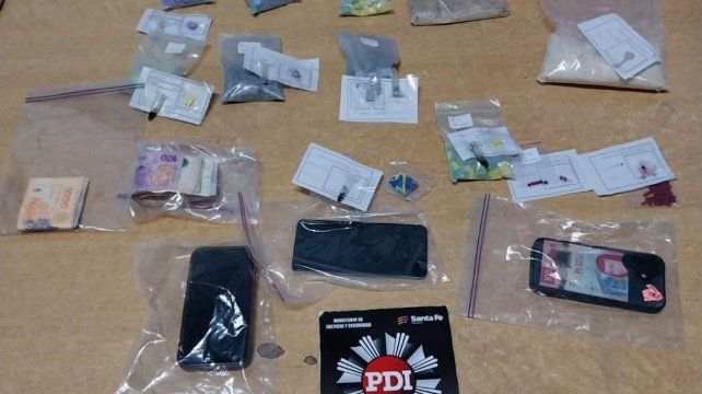 Viajaba con su hija de 4 años y lo detuvieron en la ruta 34: tenía éxtasis, LSD, ketamina y cristal