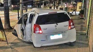 Los ocupantes del vehículo uruguayo fueron trasladados al hospital Masvernat, donde quedaron internados en observaciones.