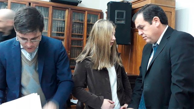 Poco interés. Hoy Nahír no prestó mucha atención a los testimonios. Foto: Radio Máxima