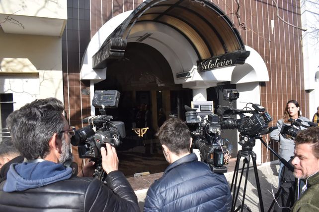 El último adiós a la Locomotora: ceremonia íntima y despedida en la Legislatura