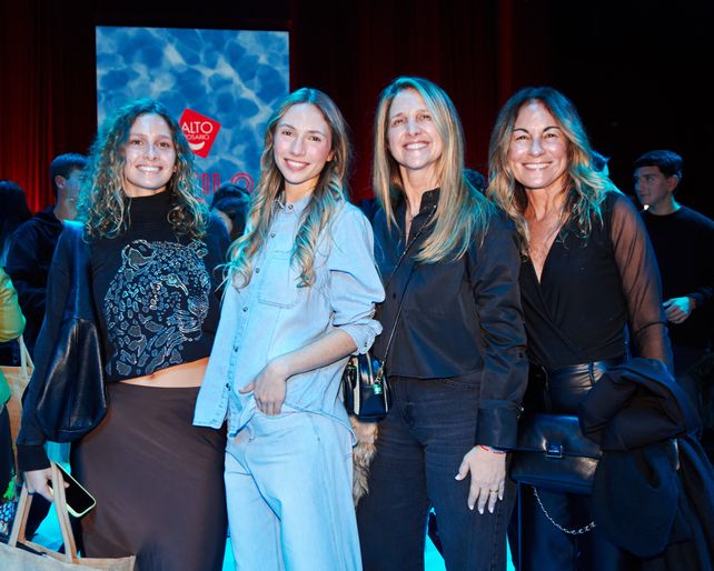 Lara di Camillo, Sofia y Mariana Orso y Laura Camacho
