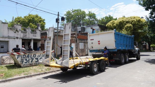 Se incendió la casa de un acumulador compulsivo en barrio Belgrano