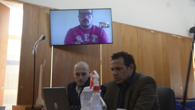 Ariel M&aacute;ximo Cantero y sus abogados. Fue hace dos d&iacute;as
