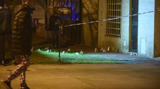 La escena del crimen de una balacera que terminó con la muerte de la adolescente Ticiana Espósito.