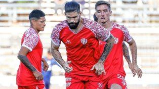 Unión completa su preparación con todo casi definido para enfrentar a Newells