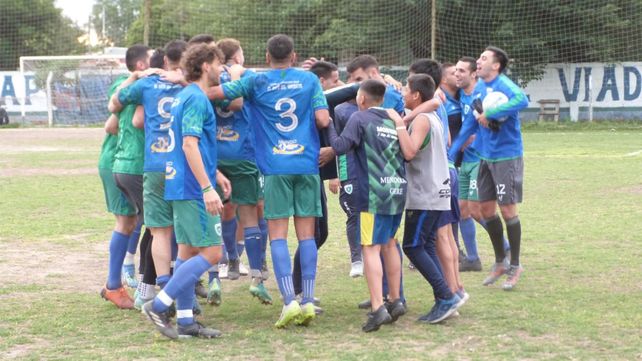 El festejo de los jugadores de Morning Star