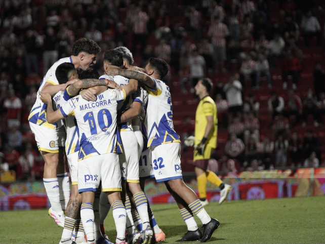 Central dio vuelta el partido y le gana 3 a 1 a Instituto.