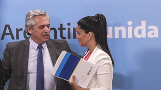 Video: la titular del PAMI no le hizo caso al presidente y la mandaron al frente
