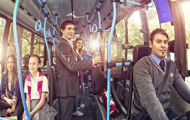 Los ómnibus deben reflejar el espíritu abierto y gentil que necesita la ciudad.