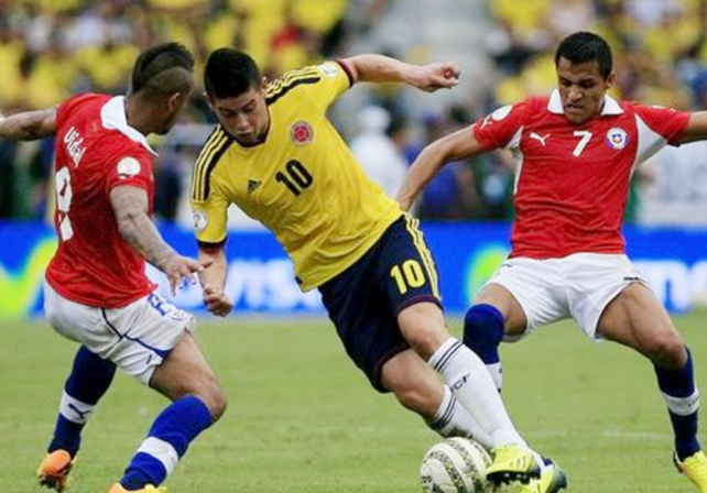Chile, invicto en el certamen, recibe a Colombia