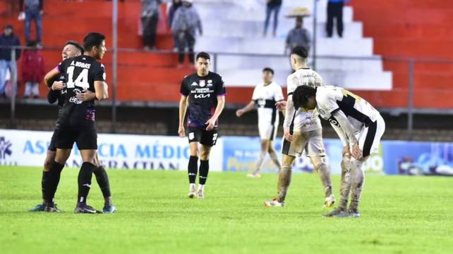 Olimpia perdió 2 a 0 con General Caballero en la Liga de Paraguay y el técnico argentino Ramón Díaz renunció.&nbsp;
