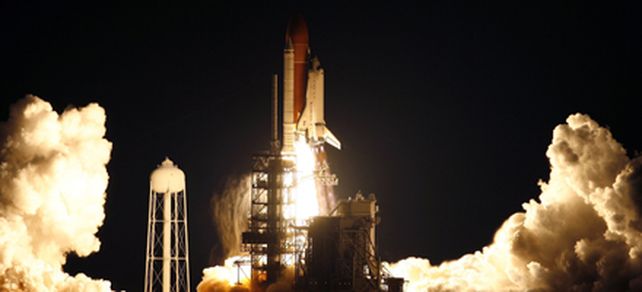 Despeg&oacute; el Endeavour para su misi&oacute;n m&aacute;s larga con destino a la estaci&oacute;n espacial