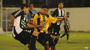 Video: la Copa Argentina se llenó de penales