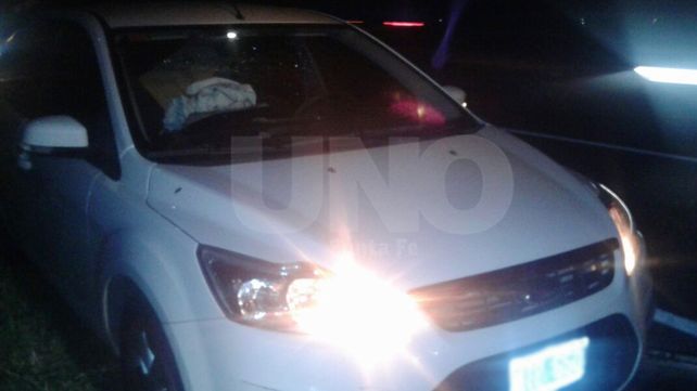 Los emboscaron sobre la autopista, les robaron pero tras una persecución fueron detenidos