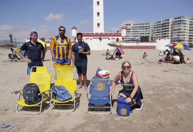 Los hinchas de Central también estuvieron en la playa de La Serena.
