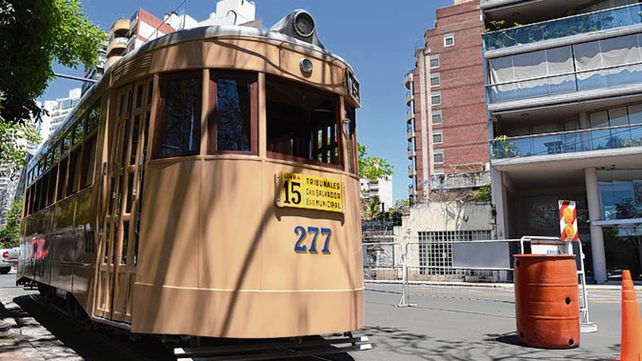 El mítico tranvía. El coche restaurado circulará entre las 9 y las 18.