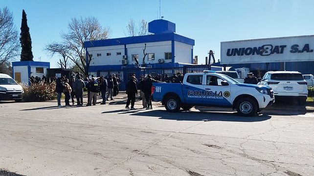 La Secretaría de Trabajo convocó a audiencia tras cierre de fábrica de baterías en Gualeguaychú