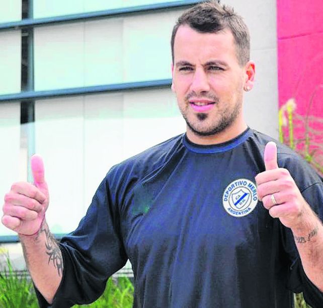 Deseo trunco. El atacante de Deportivo Merlo dijo que estaba a disposición de la Lepra.