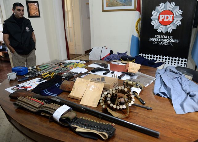 Se investiga el destino que tuvieron varias armas secuestradas. (Foto: La Capital/Archivo)
