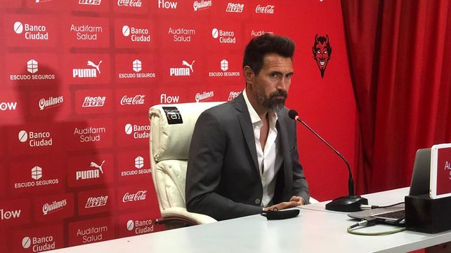 Eduardo Domínguez volvió a hablar con la prensa del presente de Colón.