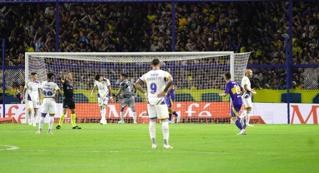 En febrero de 2025 Central perdió contra Boca, Ese partido sí el Canalla lo jugó con todos sus titulares.