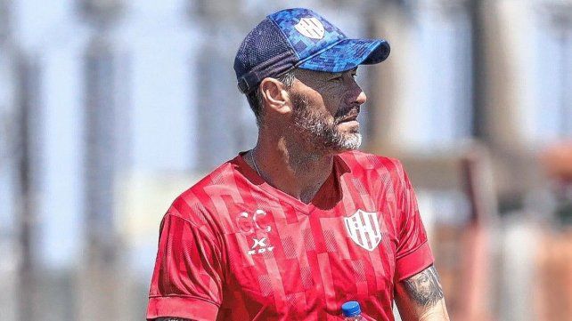 Unión realizó un ensayo táctico con más certezas que dudas