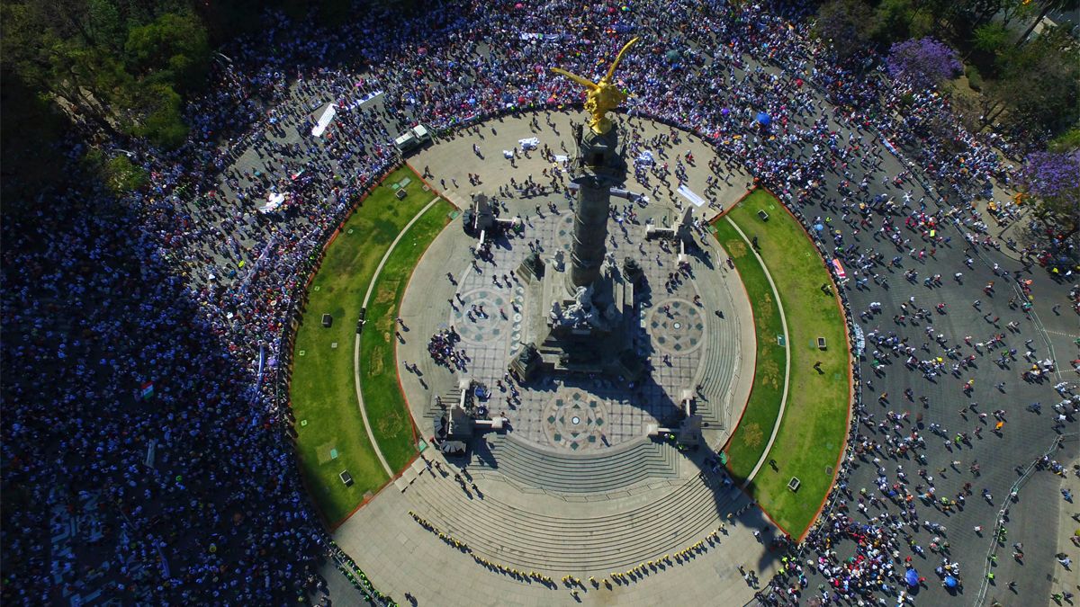 Miles de personas marcharon en México contra las políticas de Donald Trump