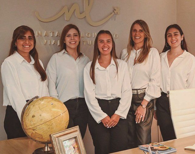 Parte del equipo de la agencia Natalia Londero Viajes y turismo.