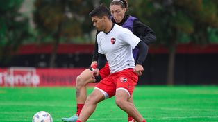 El Pitbull no jugó ante Barracas porque tenía que cumplir una sanción por la expulsión en el encuentro anterior. Seguirá afuera del equipo.